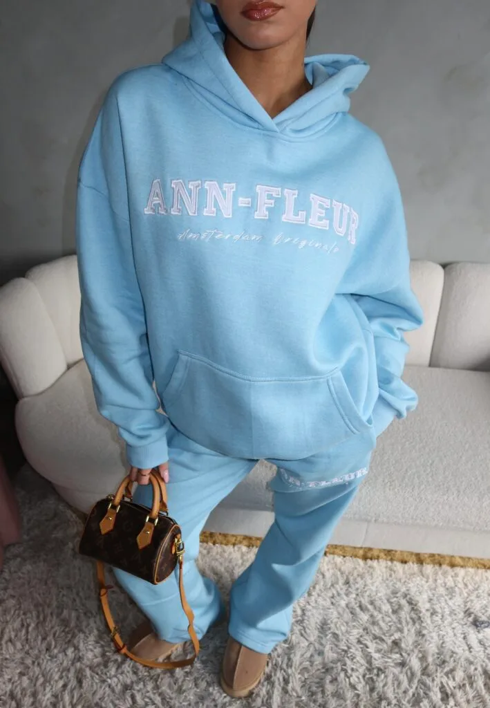 SS25 TRACKSUIT – AMSTERDAM ORIGINALS – SPRING BLUE