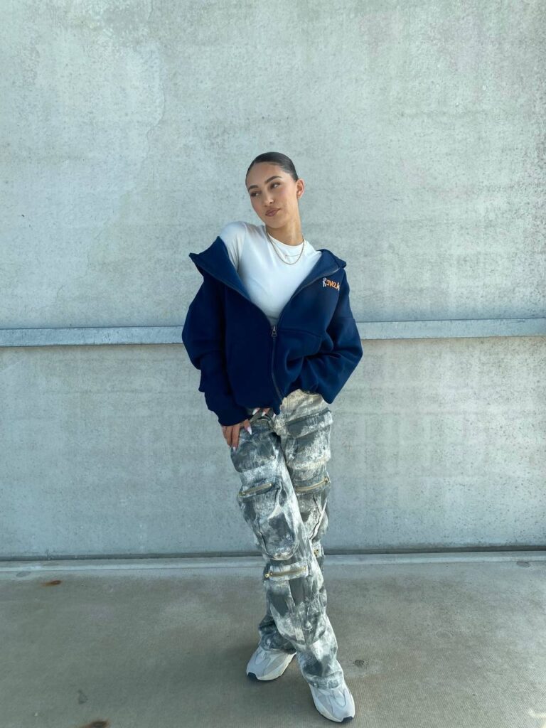 R(EVOL)UTION ZIP UP VEST – DARK BLUE – EMBROIDERY