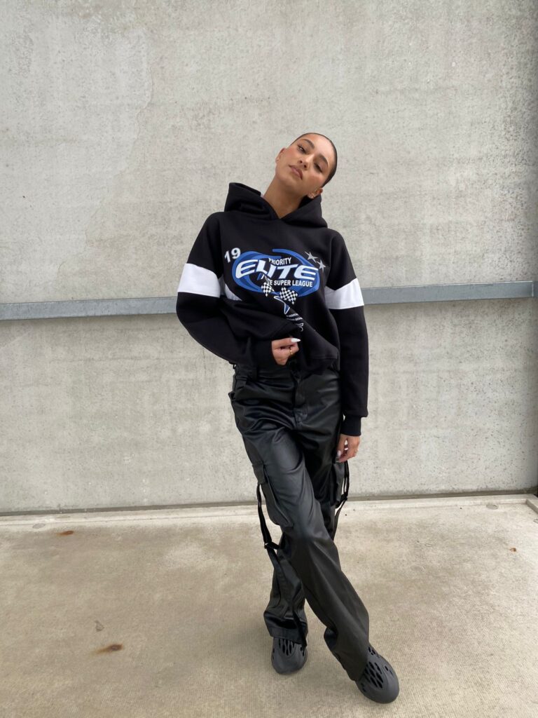 ELITE SUPER LEAGE HOODIE – BLACK WITH BLUE PRINT – 420 GSM – MOTORSPORT AW23