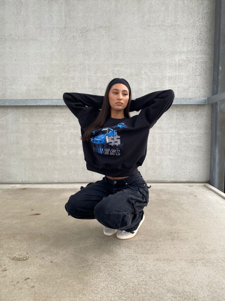 TURBO MOTORS SWEATER – BLACK WITH BLUE PRINT – 420 GSM – MOTORSPORT AW23