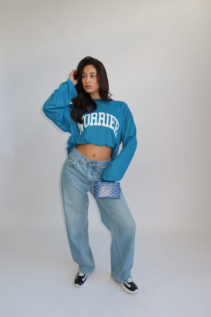 LONGSLEEVE “BREATH IN – LET IT GO” TURQUOISE BLAUW