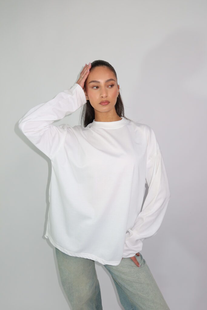 BASIC LONGSLEEVE MET ELASTIEKE BAND – WIT