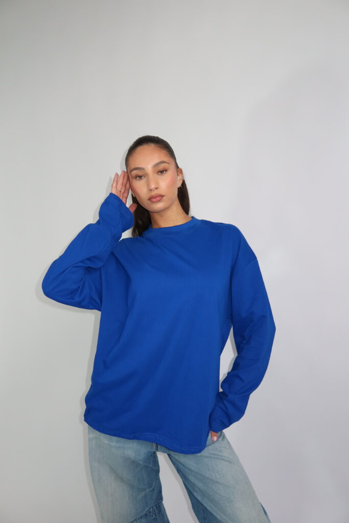 BASIC LONGSLEEVE MET ELASTIEKE BAND – COBALT BLAUW