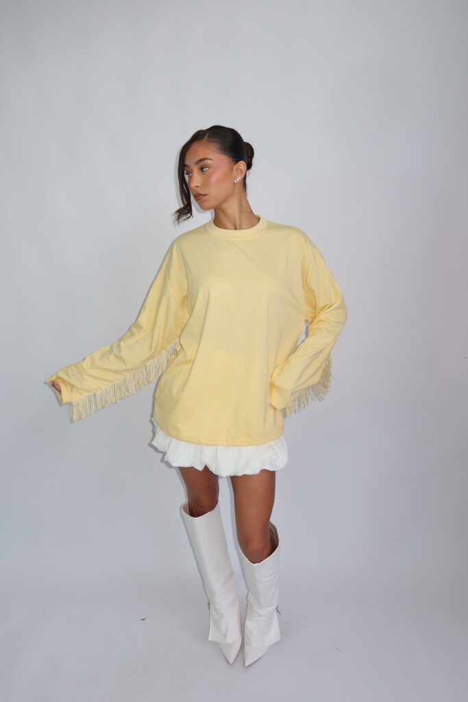 LONGSLEEVE ‘DROP YOUR SHOULDERS’ – BUTTER YELLOW