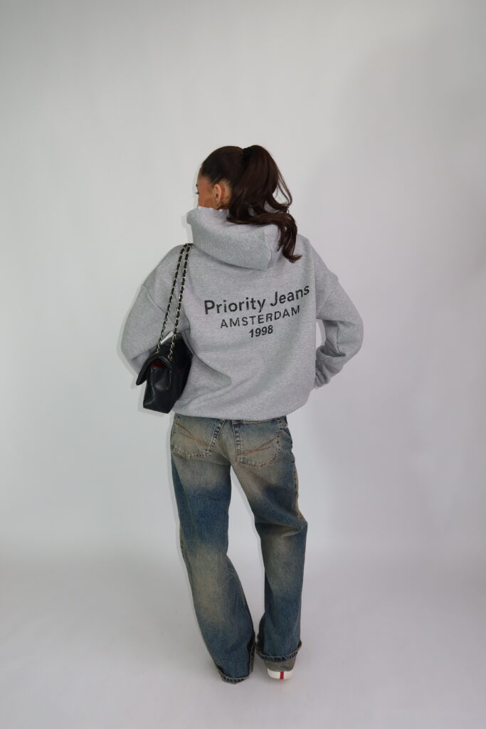 AW26 – JEANS 1998 – DESTROYED HOODIE – MELANGE GRIJS