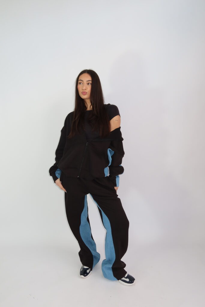 AW26 – DENIM PARTS TRACKSUIT – ZWART
