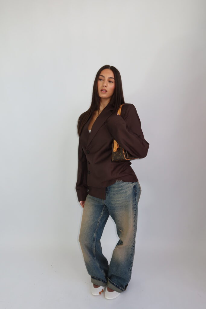 AW26 – ASYMMETRICAL BLAZER – BROWN