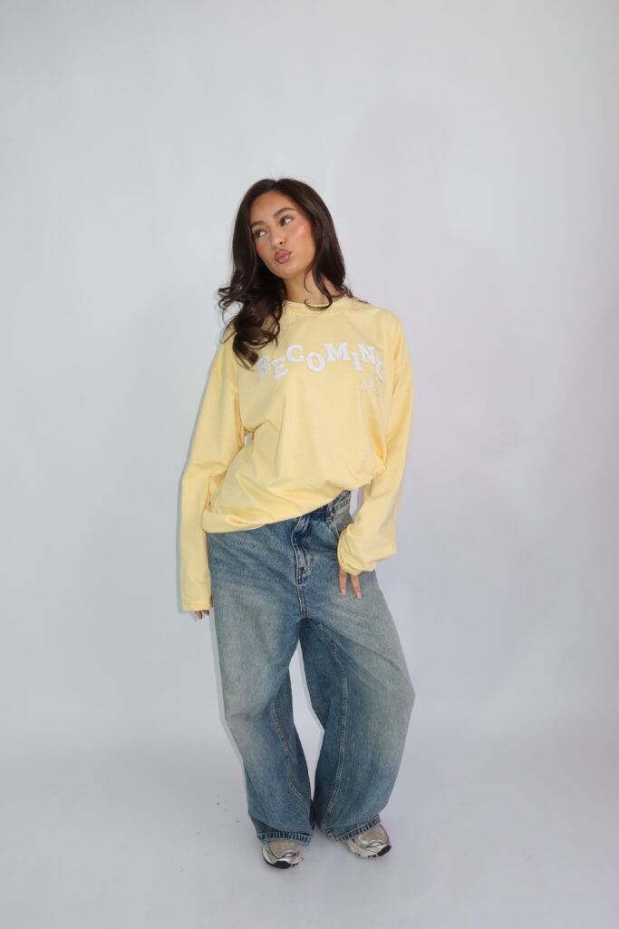 AW26 – BECOMING HER LONGSLEEVE – BUTTER YELLOW
